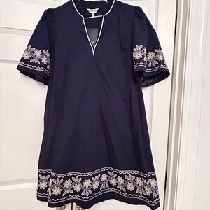 Crown & Ivy Navy Dress with White Floral Embroidery NWT